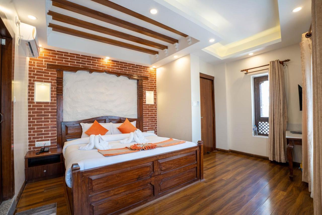 Airport Himalaya Boutique Hotel Kathmandu Ngoại thất bức ảnh