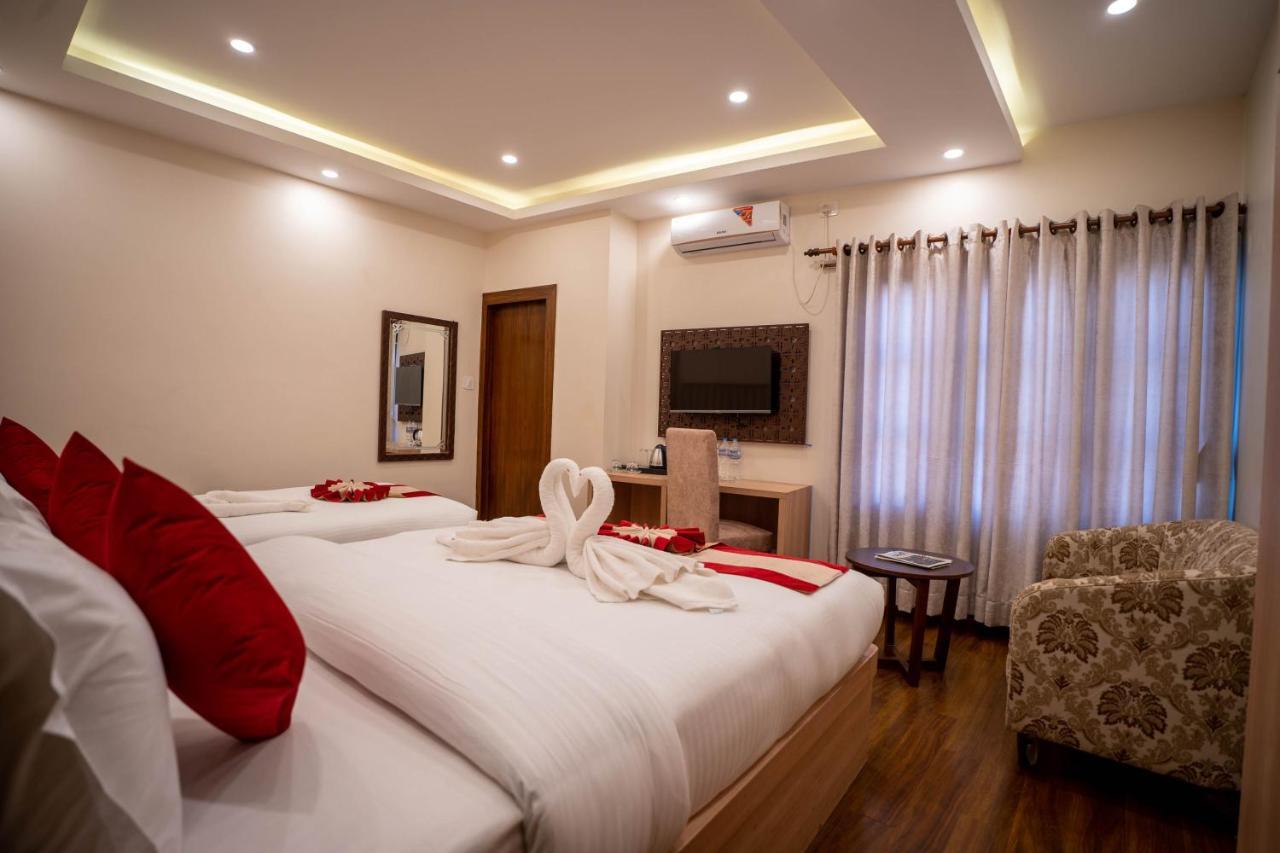 Airport Himalaya Boutique Hotel Kathmandu Ngoại thất bức ảnh