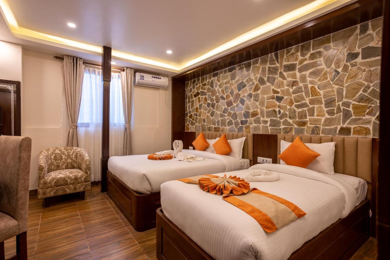 Airport Himalaya Boutique Hotel Kathmandu Ngoại thất bức ảnh