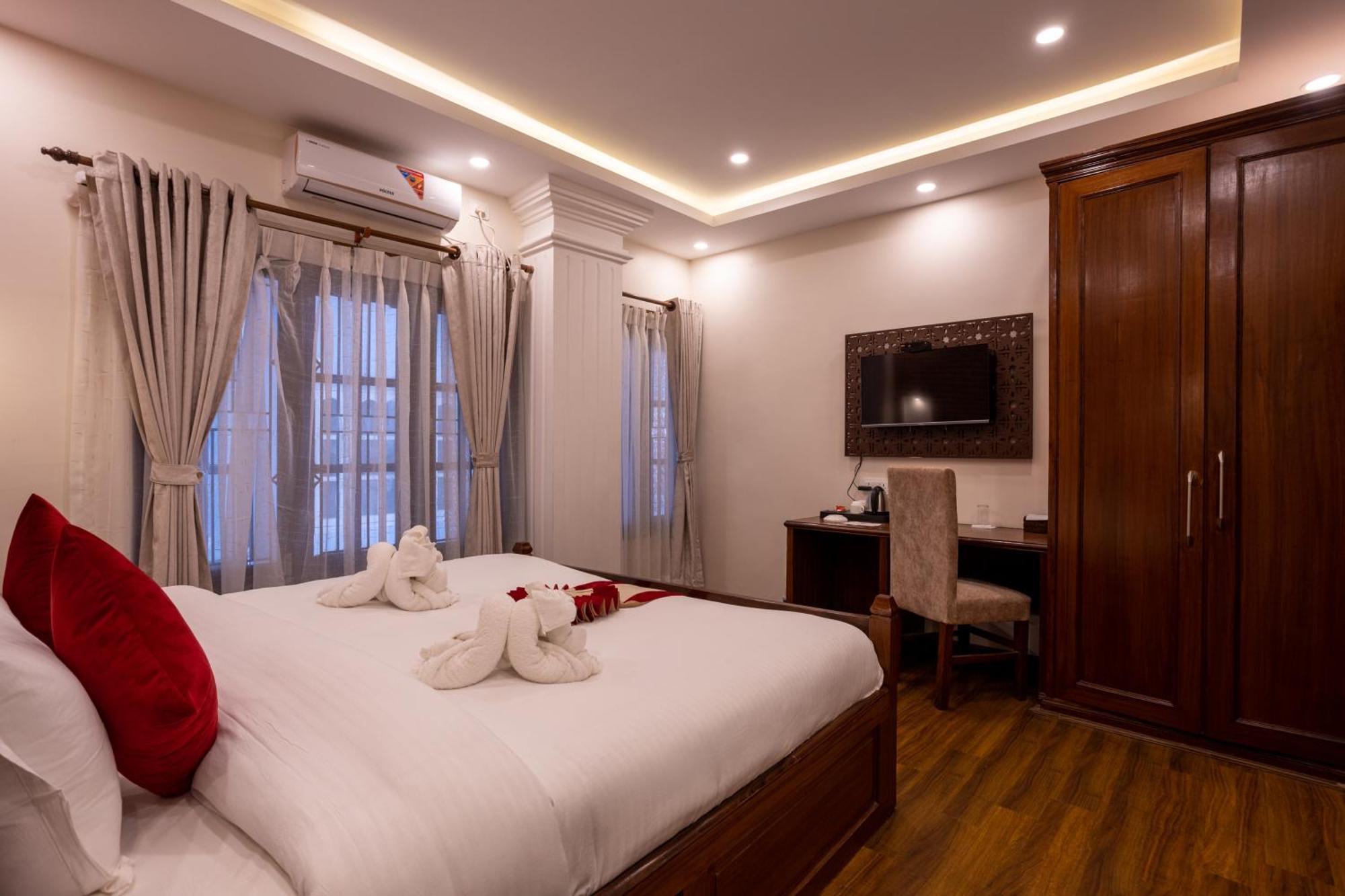 Airport Himalaya Boutique Hotel Kathmandu Ngoại thất bức ảnh