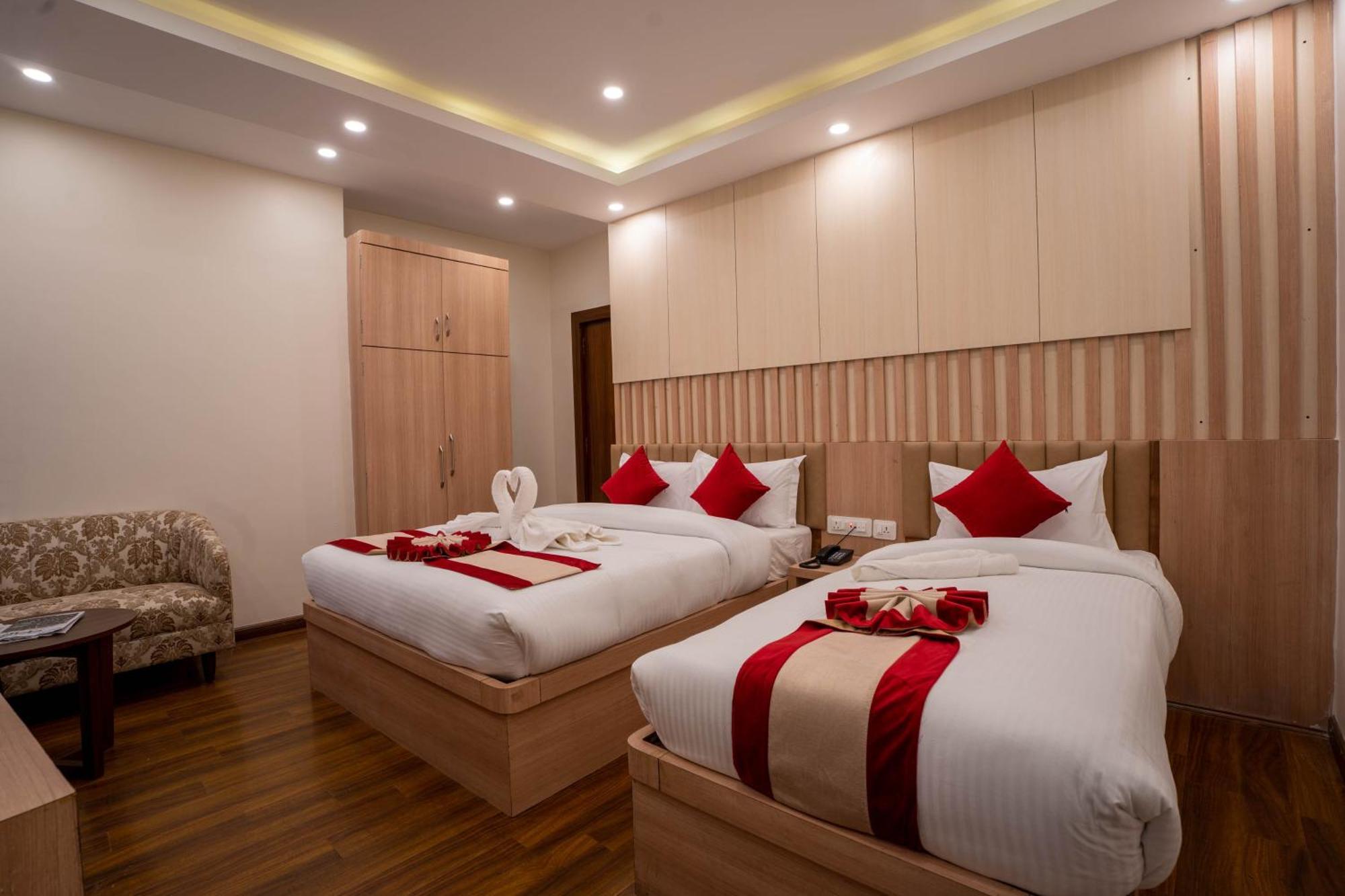 Airport Himalaya Boutique Hotel Kathmandu Ngoại thất bức ảnh